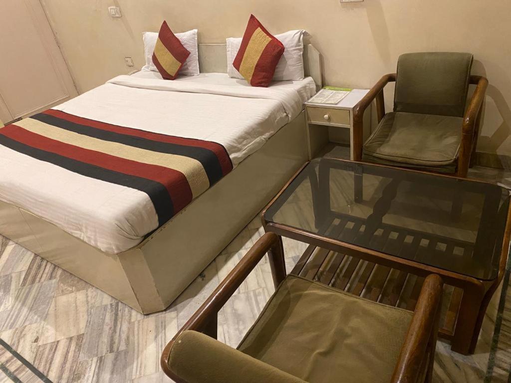 Lavi Hotel Hari Darshan - 10 Meter From Golden Temple Амрітсар Екстер'єр фото